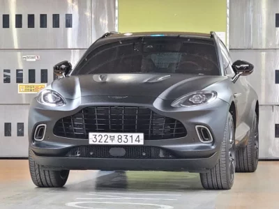 Astonmartin DBX