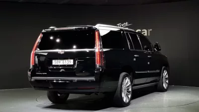 Cadillac Escalade