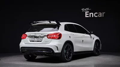 Mercedes-Benz GLA-Class