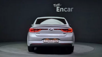 Renault Samsung SM6