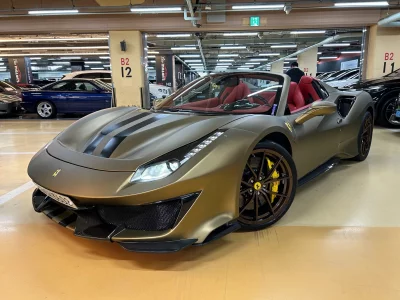 Ferrari 488