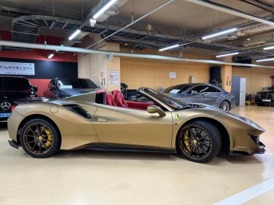 Ferrari 488