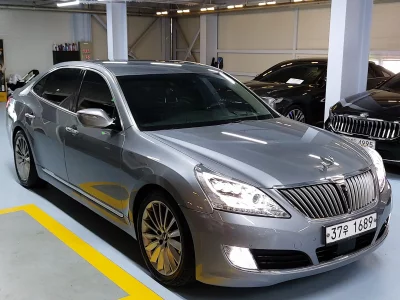 Hyundai Equus
