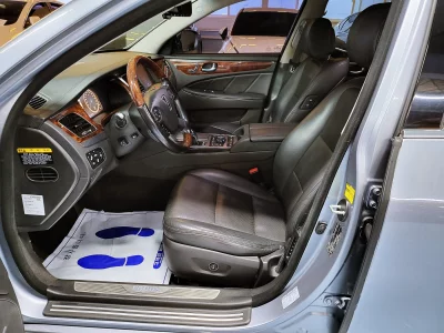 Hyundai Equus