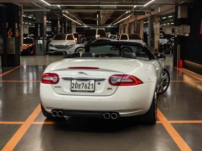 Jaguar XKR