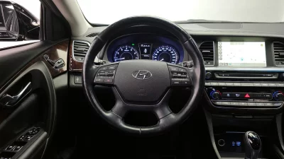 Hyundai Aslan