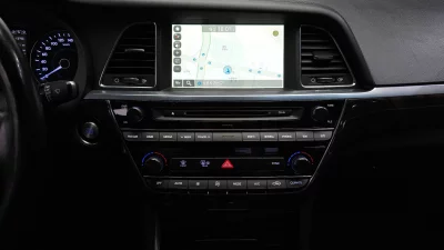 Hyundai Aslan