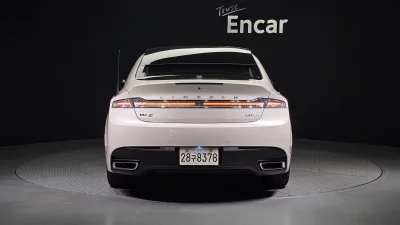 Lincoln MKZ