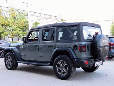 Jeep WRANGLER