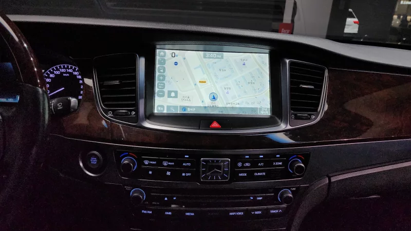 Hyundai Equus