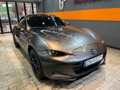 Mazda MX-5 Miata