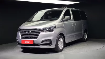 Hyundai Starex