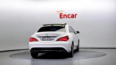 Mercedes-Benz CLA-Class