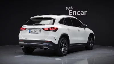 Mercedes-Benz GLA-Class