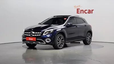 Mercedes-Benz GLA-Class