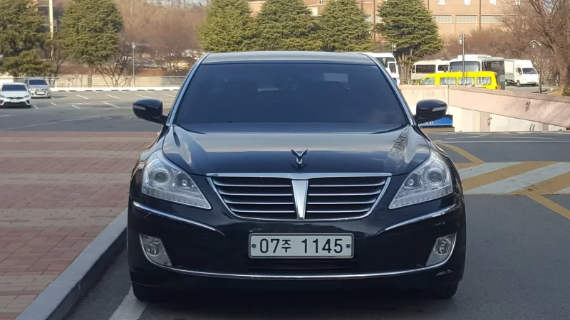 Hyundai Equus