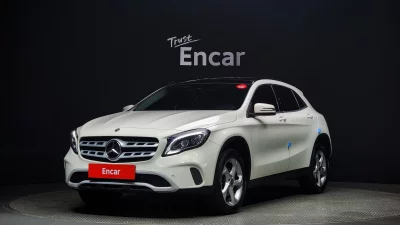 Mercedes-Benz GLA-Class