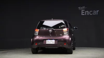 Toyota IQ