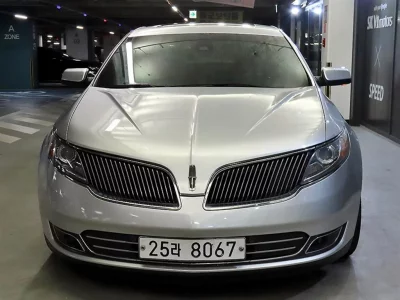 Lincoln MKS