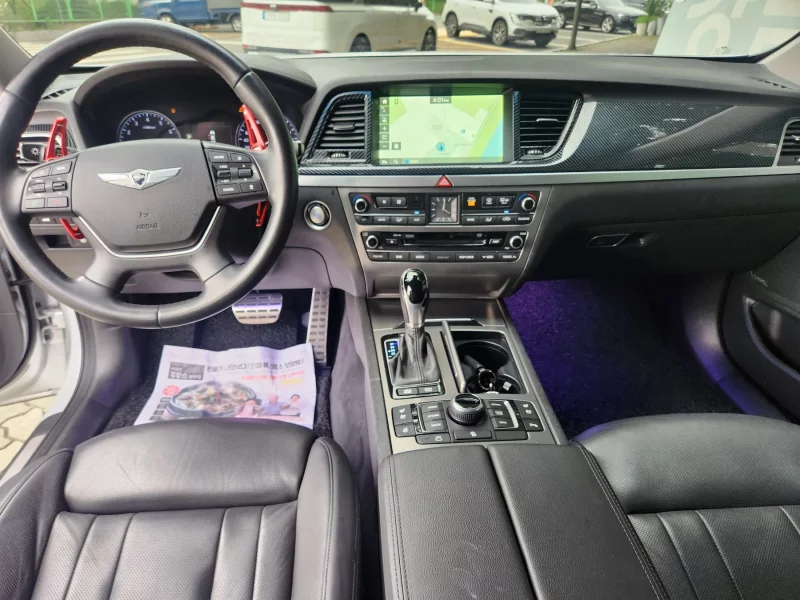 Hyundai Genesis