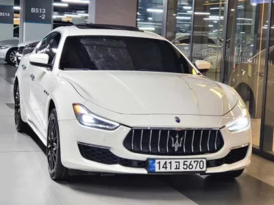 Maserati GHIBLI