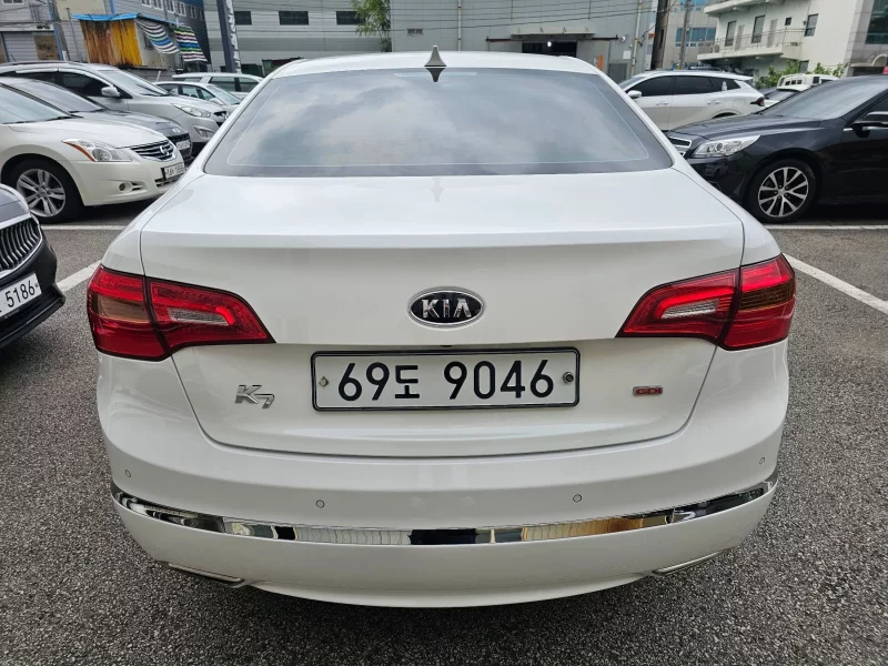 Kia K7