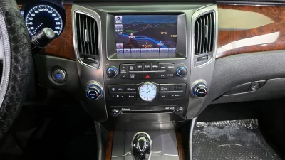 Hyundai Equus