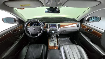 Hyundai Equus