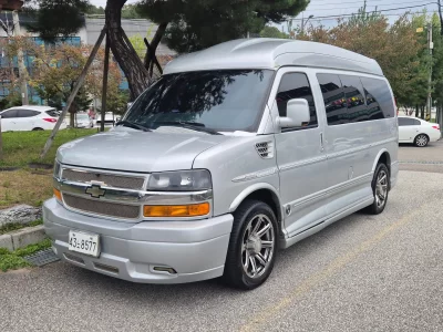 Chevrolet Express Van