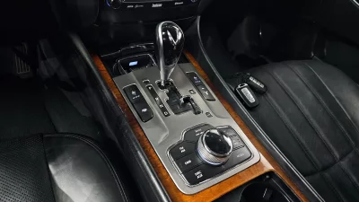 Hyundai Equus