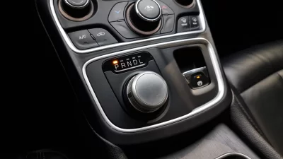 Chrysler 200