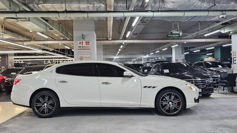 Maserati QUATTROPORTE