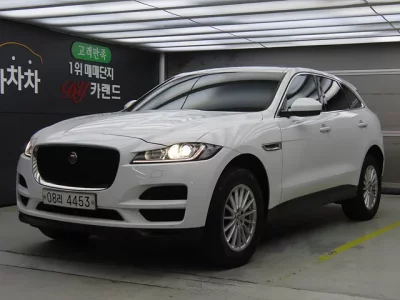 Jaguar F-PACE