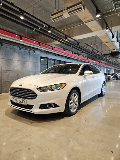 Ford FUSION