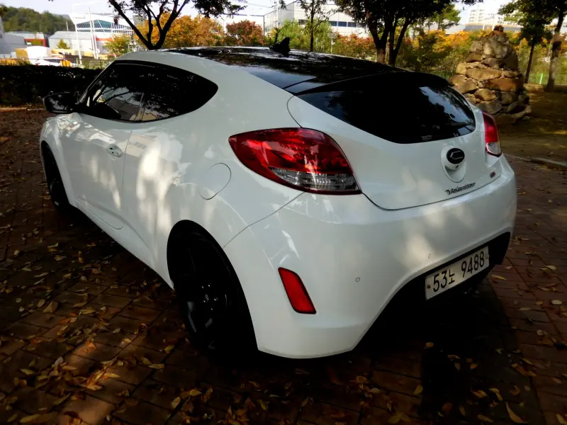 Hyundai Veloster