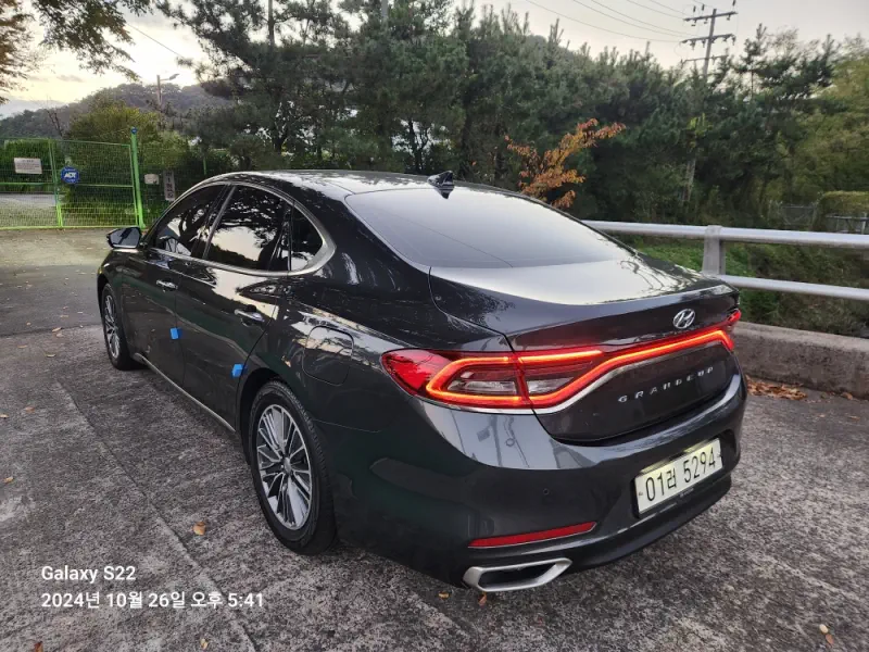 Hyundai Grandeur