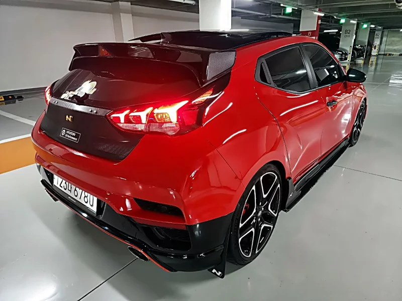 Hyundai Veloster