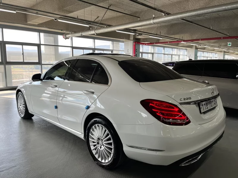 Mercedes-Benz C-Class