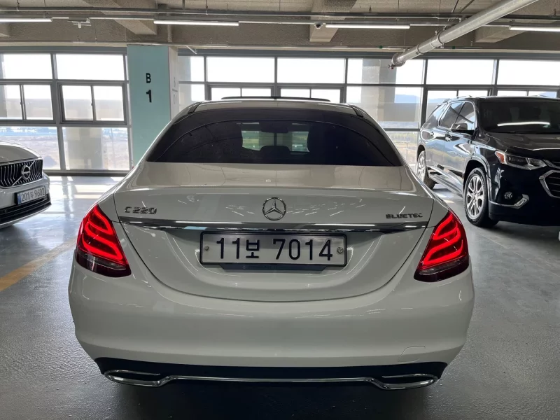 Mercedes-Benz C-Class