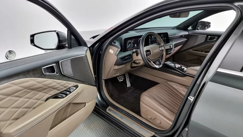 Kia K8