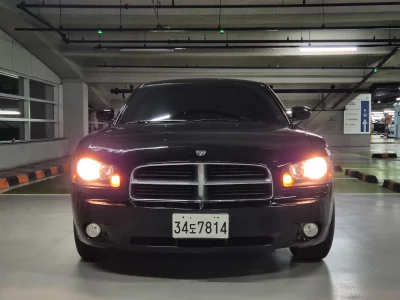 Dodge CHARGER